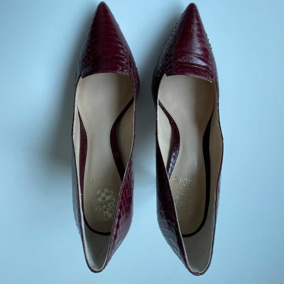 Vince Camuto Heels Pointy Toe Pumps Heels With Snake Print Plum Redish EUC - Picture 4 of 16